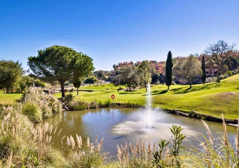 El Mirador Del Golf Marbella 3 Bedroom Apartment 오옌 외부 사진
